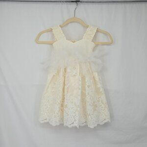 Fattipie Lille -Couture Style Flower Girl Dress Cream Lace Tulle Heart Neck